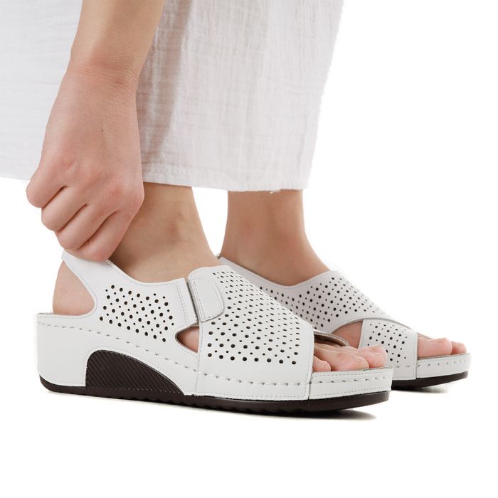 Audienz ақ босоножкалары NU458-062