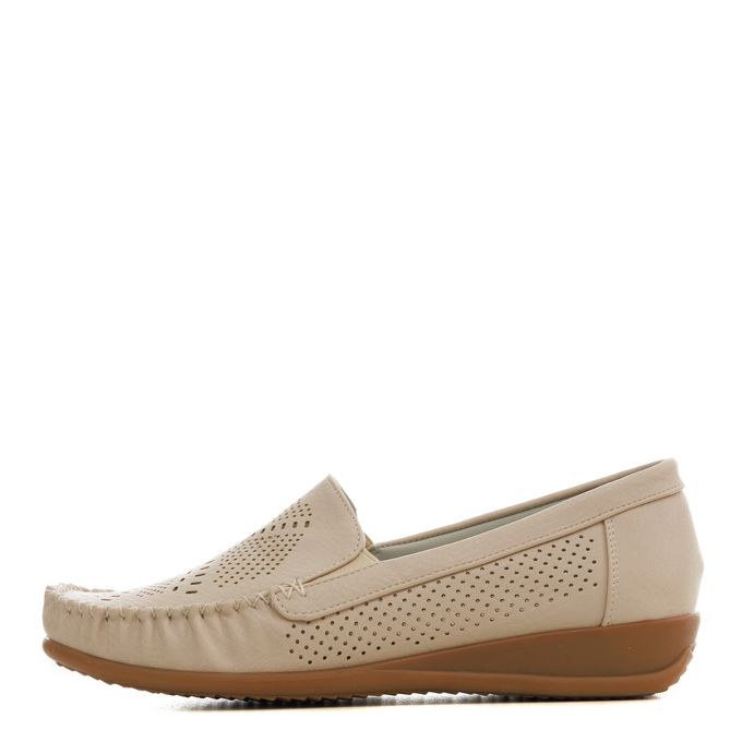 Бежевые туфли Audienz