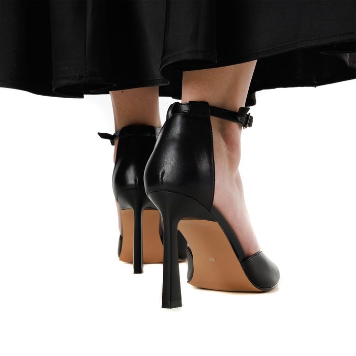 Respect қара босоножкалары IS56-186760