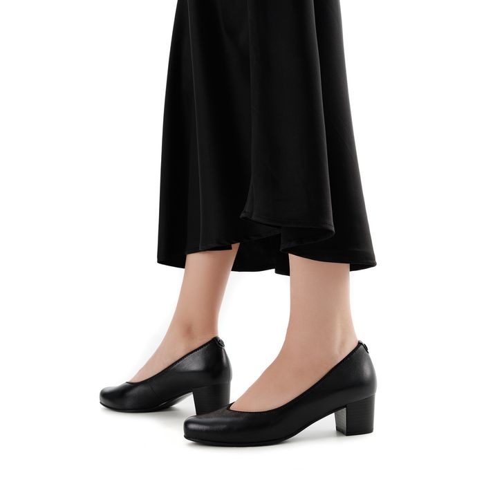 Чёрные туфли лодочки Caprice 9-22308-43-022/203