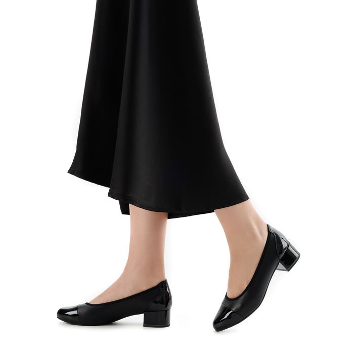 Чёрные туфли лодочки Caprice 9-22500-42-022/221