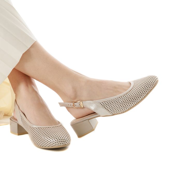 Серебристые туфли с открытой пяткой Caprice 9-29602-44-341/208