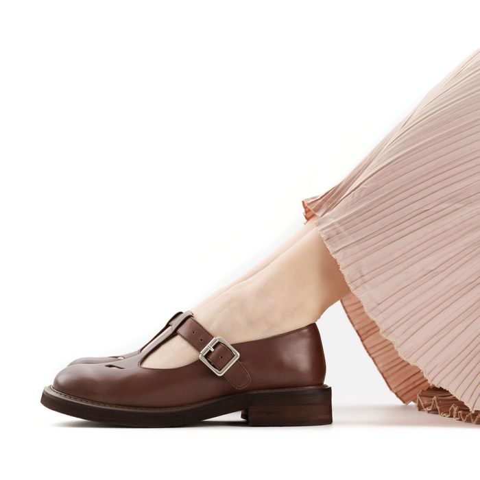 Коричневые туфли закрытые Respect Premium 2025-M109