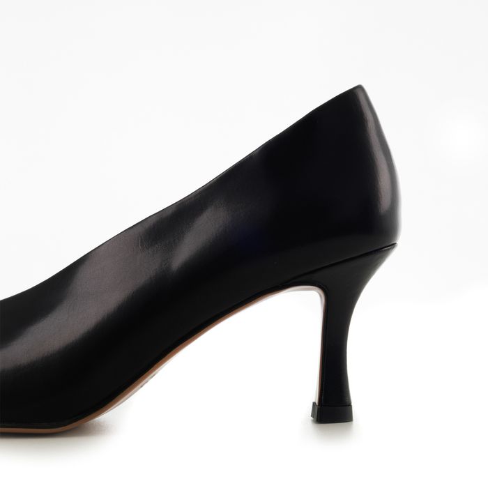 Чёрные туфли лодочки Respect Premium 2025-M132