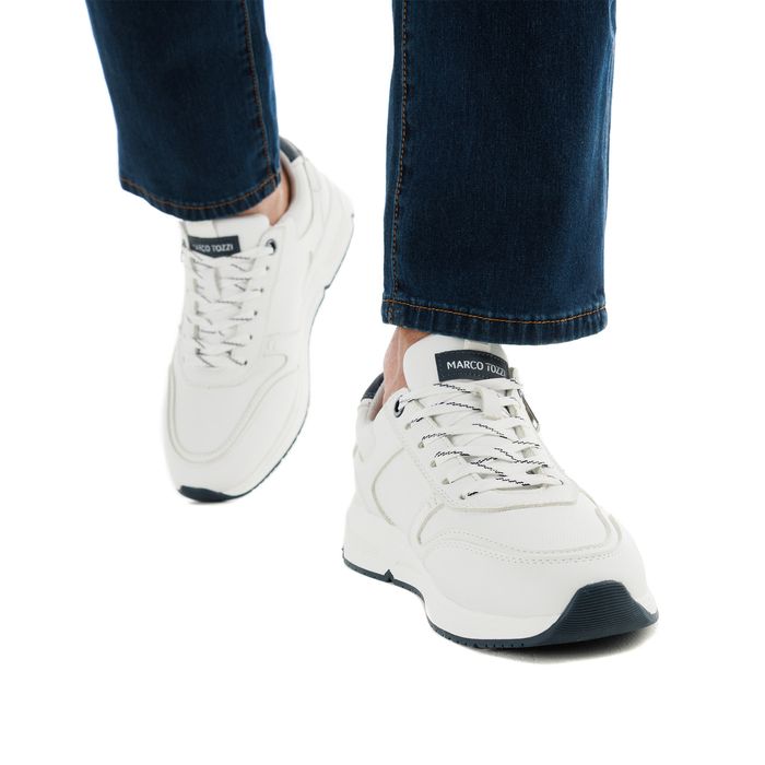 Белые кроссовки Marco Tozzi 2-13613-44-100/101