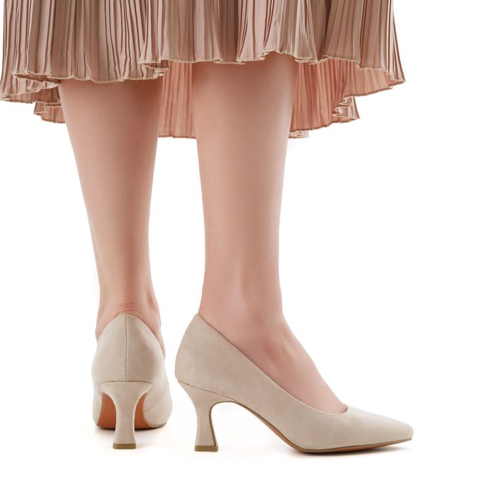 Бежевые туфли лодочки Marco Tozzi 2-22418-41-404/220