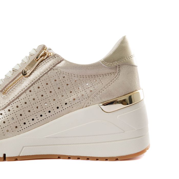 Бежевые кроссовки Marco Tozzi 2-23501-44-960/220