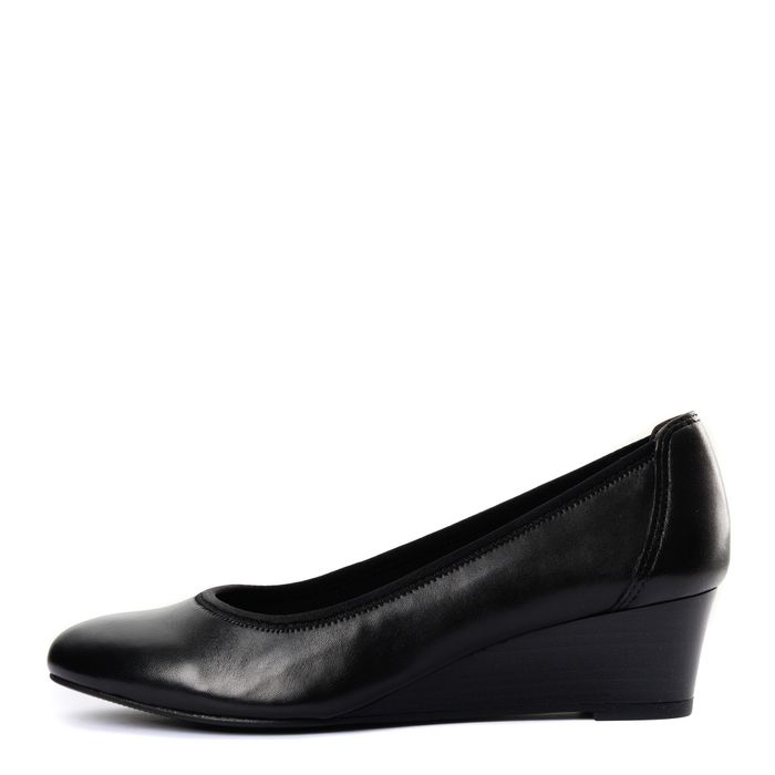 Чёрные туфли лодочки Tamaris 1-22320-42-003/202