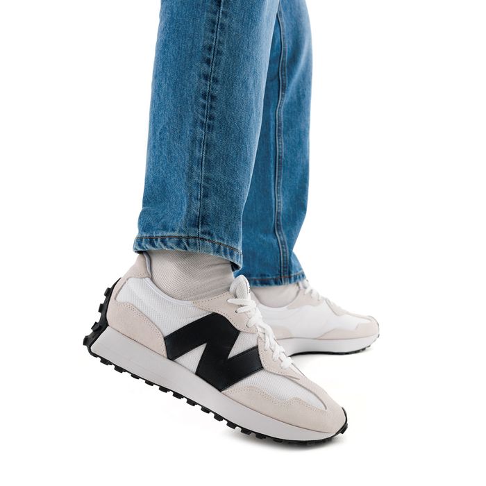 Белые кроссовки New Balance MS327CWB