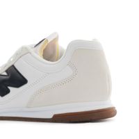 Белые кроссовки New Balance URC42LA