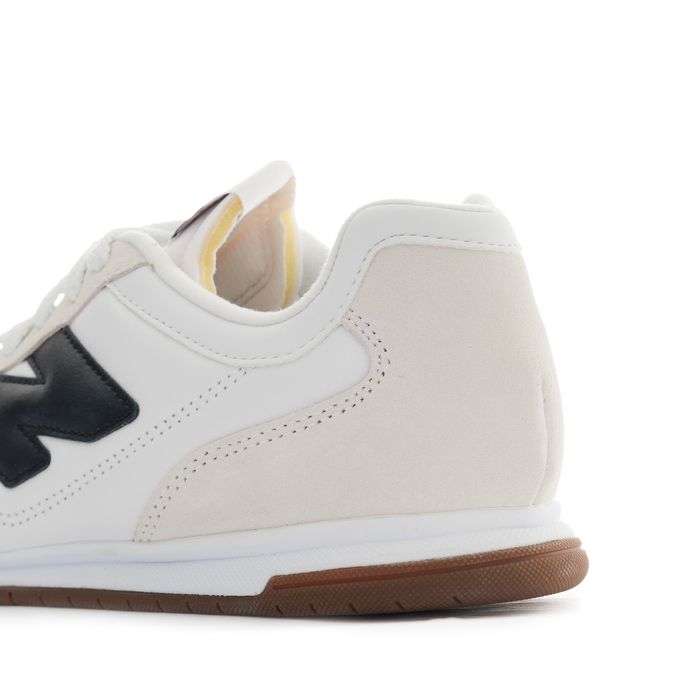 Белые кроссовки New Balance URC42LA