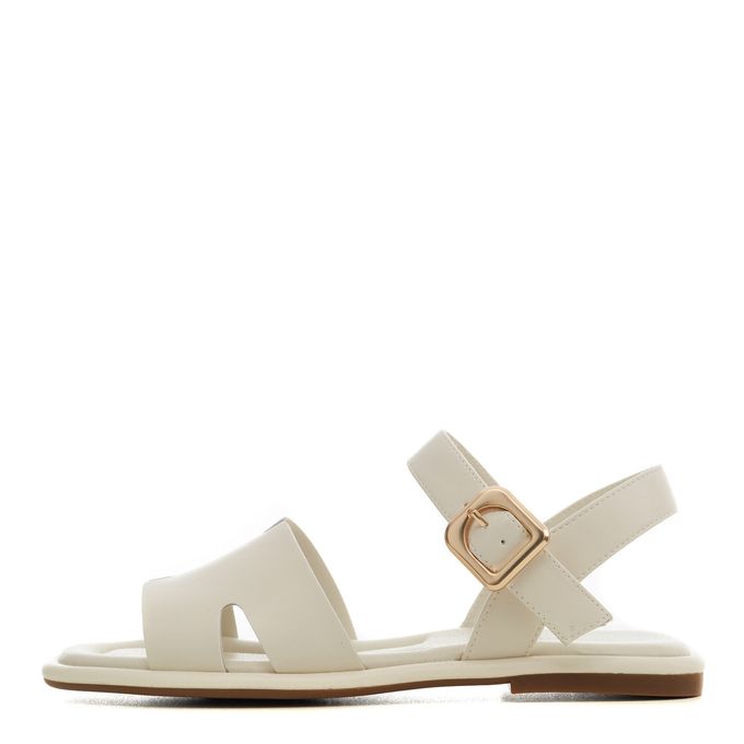 Бежевые сандалии