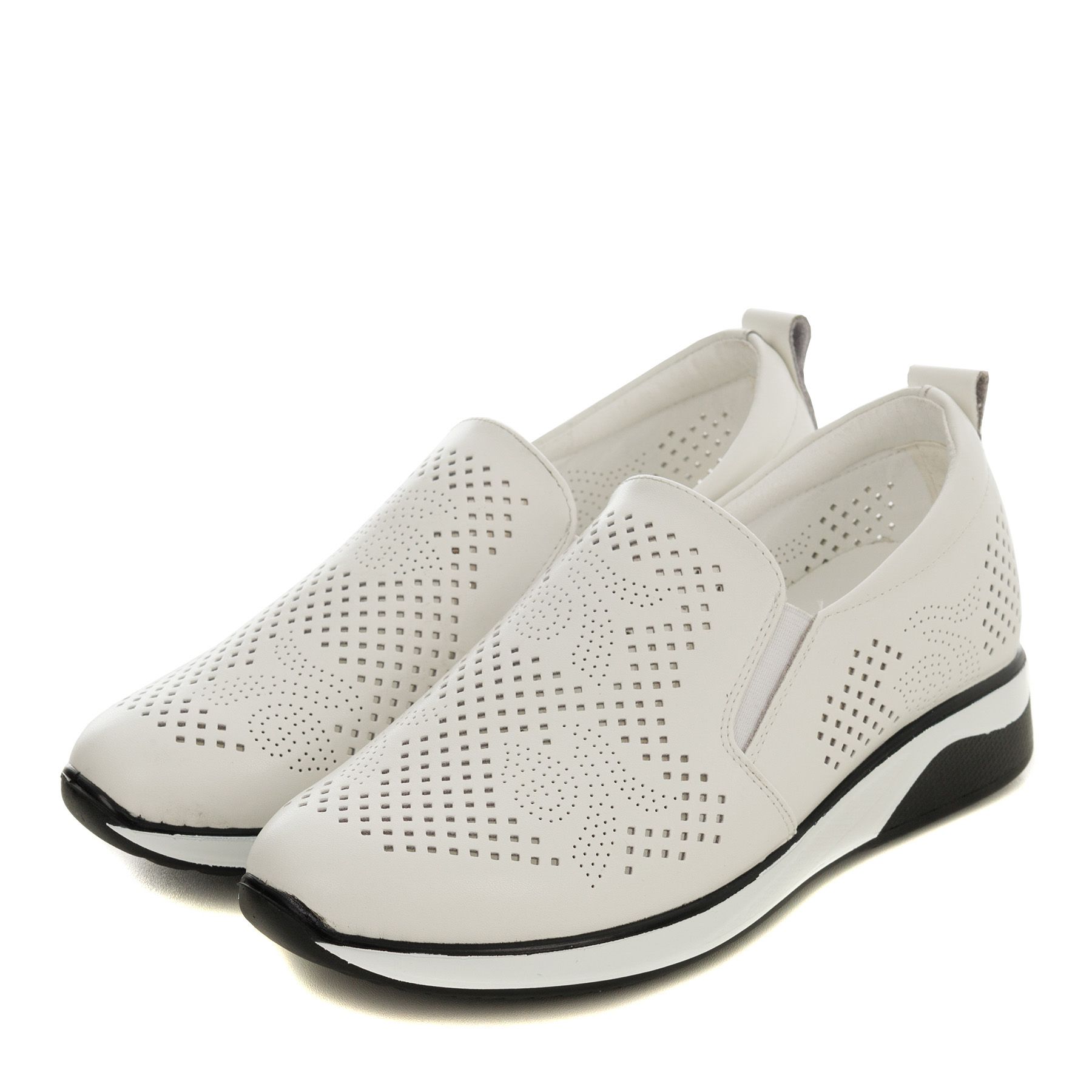 Белые лоферы Audienz GP018-031