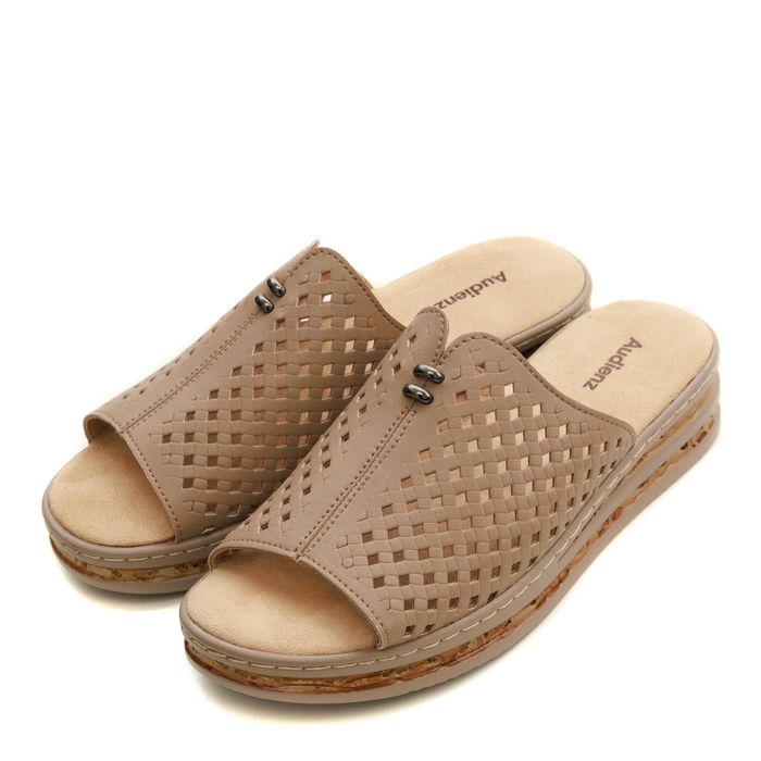 Шәркейлер, сарғыш платформасы NU829-123