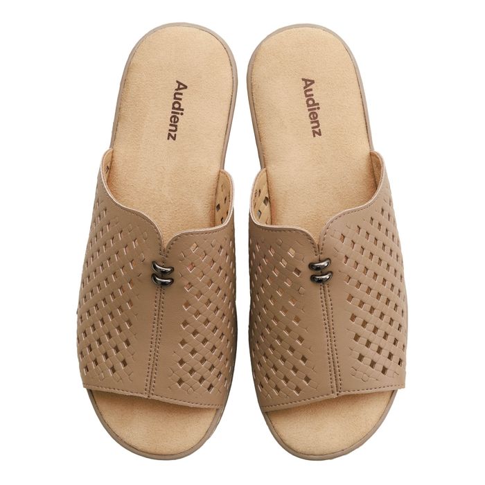 Шәркейлер, сарғыш платформасы NU829-123