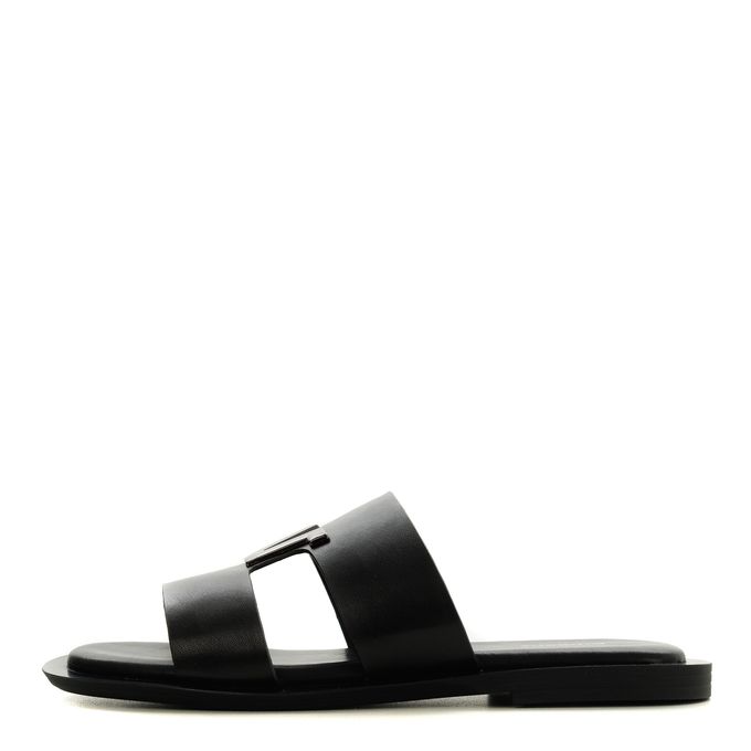 Чёрные пантолеты Audienz