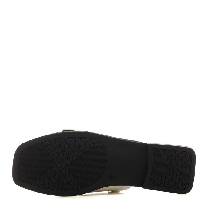 Белые сандалии Audienz DE23586-WPU
